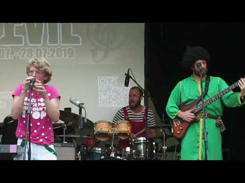 Dirty Feetz - Pigdog (Live at Zappanale 2019)