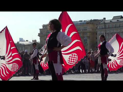 Шоу флагоносцев Compagnia dell’ Orso из г. Пистоя (Италия) @ Манежная площадь 18.08.2018