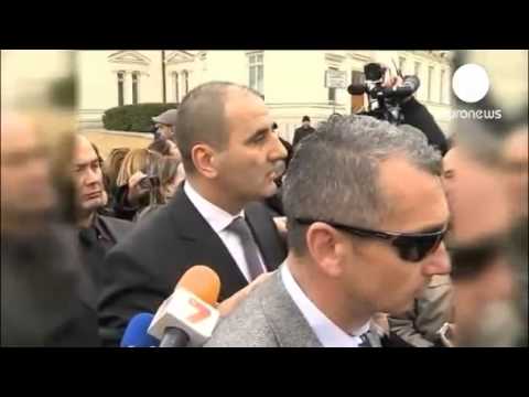 Bulgarian people-power forces Borisov to resign