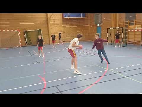 Söndagens spontana handboll 2011 mot 2013 