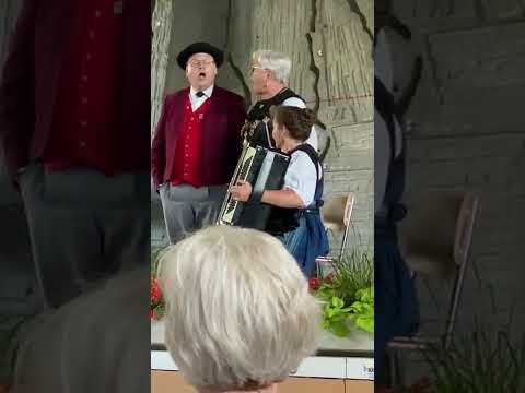 Jodelduett Annalies & Sämi Studer - Gloub dra