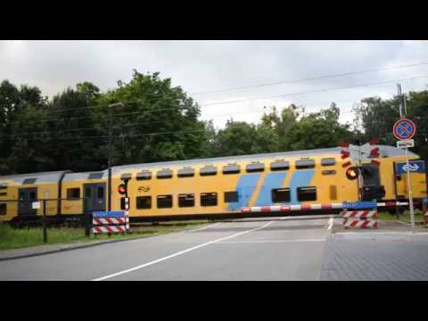 Spoorwegovergang Spaubeek 1 // Railroad crossing Spaubeek 1 // Bahnübergang Spaubeek 1