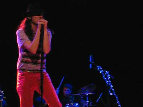 Skadventures of Ska Jenny: Slackers Holiday Show / Brooklyn - Outernational (2)