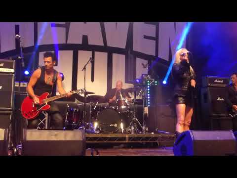 Princess Pang - Trouble in Paradise, Hair Metal Heaven, Hull 27th Aug 2017