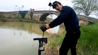 Tout ce que les gens font tomber dans le Canal : Pêche à l'aimant