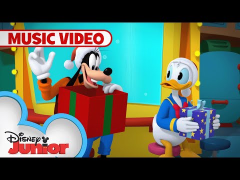 Holiday of Cheer 🎁 | Holiday Music Video 🎶 | Mickey Mouse Funhouse | @disneyjr​