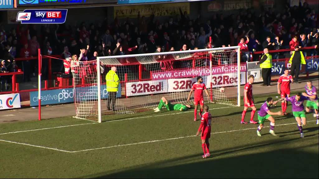 Crawley Town 1-2 Bristol City - Sky Bet League 1 S...