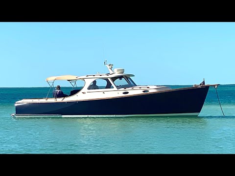 1998 Hinckley 36 Classic Courage Video