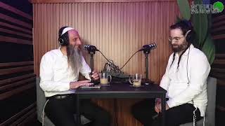 מדברים מרבי נחמן מברסלב   אל תפחד   בא אל התיבה – הרב מאור קריו ושי גז (הרב מאור קריו) - התמונה מוצגת ישירות מתוך אתר האינטרנט יוטיוב. זכויות היוצרים בתמונה שייכות ליוצרה. קישור קרדיט למקור התוכן נמצא בתוך דף הסרטון