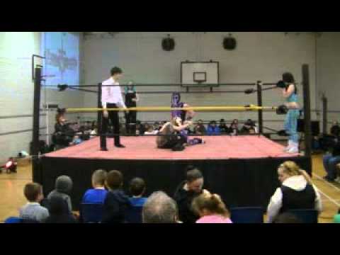 EmbryoniX 1.9 - Felis Atrox & Freya Frenzy vs Rubix Roach & Kirsty Love