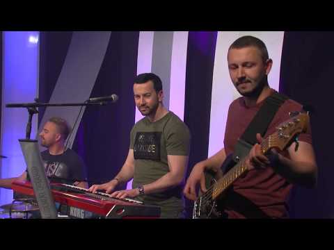 Wonderfull tonight - Famoso band (cover)