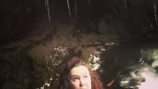preview picture of video 'Mt Adams trout lake wa ice caves'