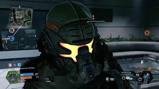 Mi ametralladoras tienen sed de sangre. TITAN listo