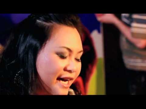 PETRONAS Kaamatan & Gawai 2012: MV - Kembali by Mia Palencia