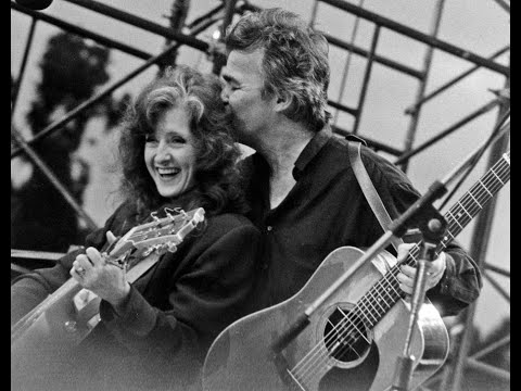 ANGEL FROM MONTGOMERY - BONNIE RAITT - JOHN PRINE