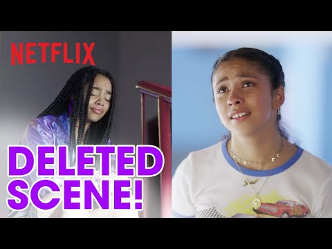 New DELETED SCENE from Julie and the Phantoms! 😱 Netflix Family