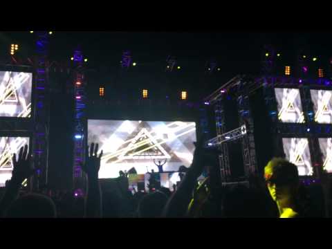 SMF 2014 - Headhunterz - Craaazy