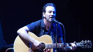 Pearl Jam - We&#39;re Gonna Be Friends (The White Stripes Cover) - Wrigley Field (August 20, 2018)