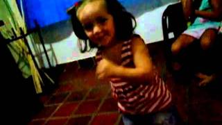 MIA BAILA LA SOPA DEL BEBE