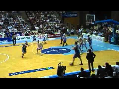 ORO OBRADOIRO C.A.B.,63 - FORD BURGOS ,53 (29/05/2011 0:00:00)