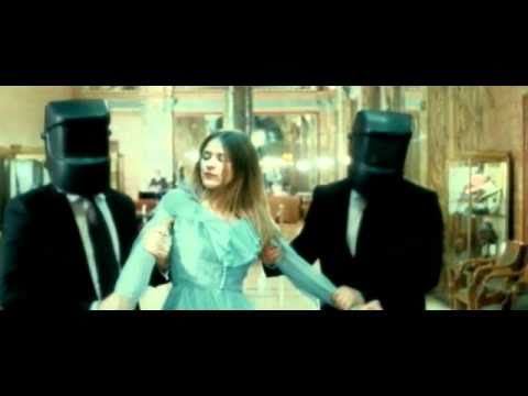 Raphael - Bar de l'hôtel [Official Music Video]