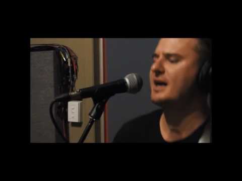 Robbie williams - feel (acoustic cover)