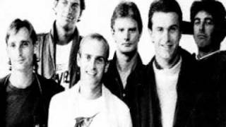 Australian Crawl - &#39;Trusting You&#39; [1981 track with lyrics]