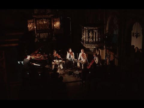Henrik Lindstrand with Halvcirkel: "Vinterviken" live performance from Frederiksborg Slotskirke 2023
