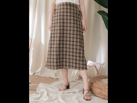 英倫格紋後鬆緊直筒裙 中大尺碼裙子 | Poly Lulu