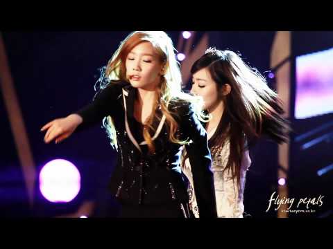 [Fancam] 111121 Taeyeon - The Boys