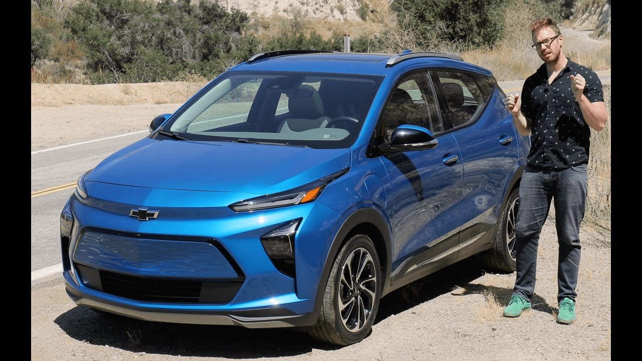 2023 Chevrolet Bolt EUV Test Drive Video Review