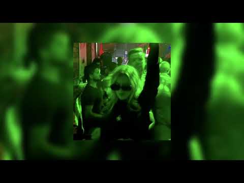 Beauty And A Beat - (sped up)