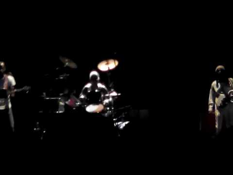 Blood Shanti And The Shanti Ites 08/02/2017 @ Lille