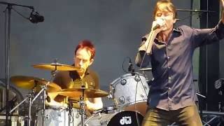 Suede - When You Are Young/Outsiders [Live - Rockwave Festival, Terravibe Athens 05/06/2016]