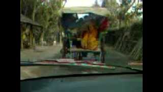 preview picture of video 'Wooden horse cart in Murshidabad'