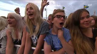 Allsångsscenen är din – Håkan Hellström