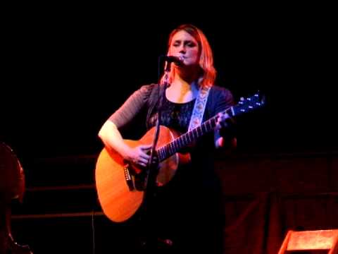 Sarah Holtschlag - The Mango Song