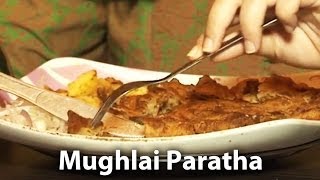 preview picture of video 'Mughlai Paratha | Basanta Cabin | Mughlai Cuisine | Bengali cuisine'