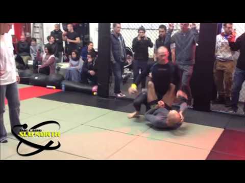 1) u85kgs Intermediate - Duncan Crompton (The Labs) vs. Chris Senior (Spartan MMA)