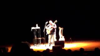 Andy mckee - ragamuffin ( Michael Hedges ) - live