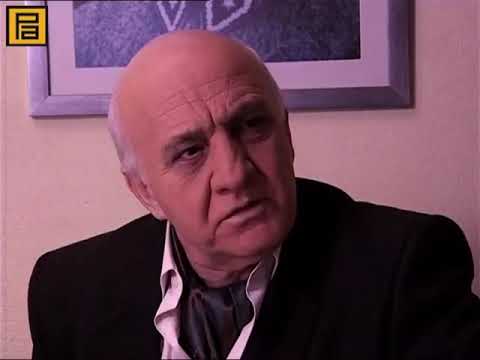 Doğu Bey Aslan Akbey Hakkında ( Ulan Aslan değil çakal bu Esat )