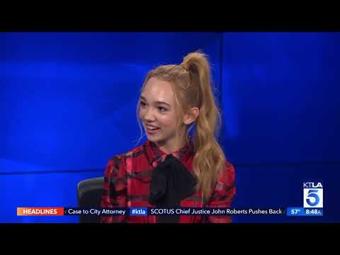 download lagu mp3 mp4 Holly Hobbie Pop, download lagu Holly Hobbie Pop gratis, unduh video klip Holly Hobbie Pop