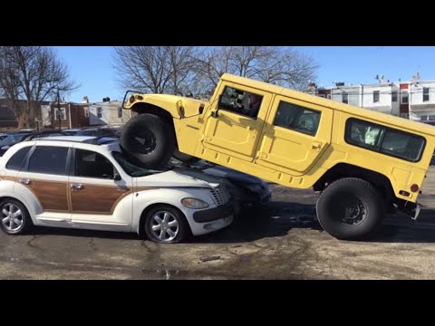 Crushing a Chrysler PT Cruiser with a Hummer