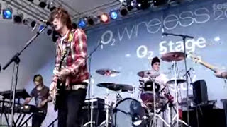 Elliot Minor - The White One Is Evil (Live O2 Wireless)