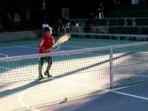 Miko Eala Volley.MP4