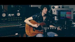 The Kooks - She Moves Her Own Way (Live at the D&#39;Angelico Guitars Showroom)