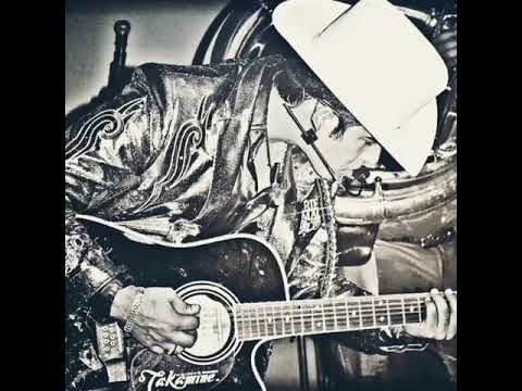 Ariel Camacho - Junto A Un Perro (LETRA/LYRICS)
