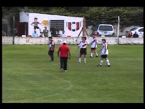 www.sabadogol.net AMISTOSO. Combinado juveniles CHACARITA - Escuela fútbol RIVER PLATE. 9-5-12.