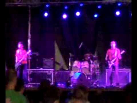 CONCIERTO DEDO CORAZON ALISEDA CACERES AGOSTO 2006