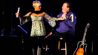 Lorrie Morgan - Let it Snow (Live)